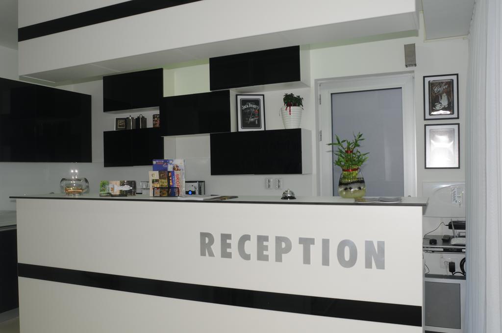 City Boutique Rooms Skopje Eksteriør bilde